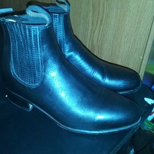 Mens and Womens Boots